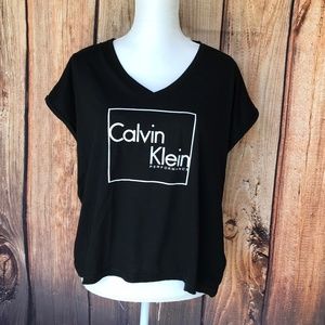 Women's Calvin Klein Performance fitness top NWT!